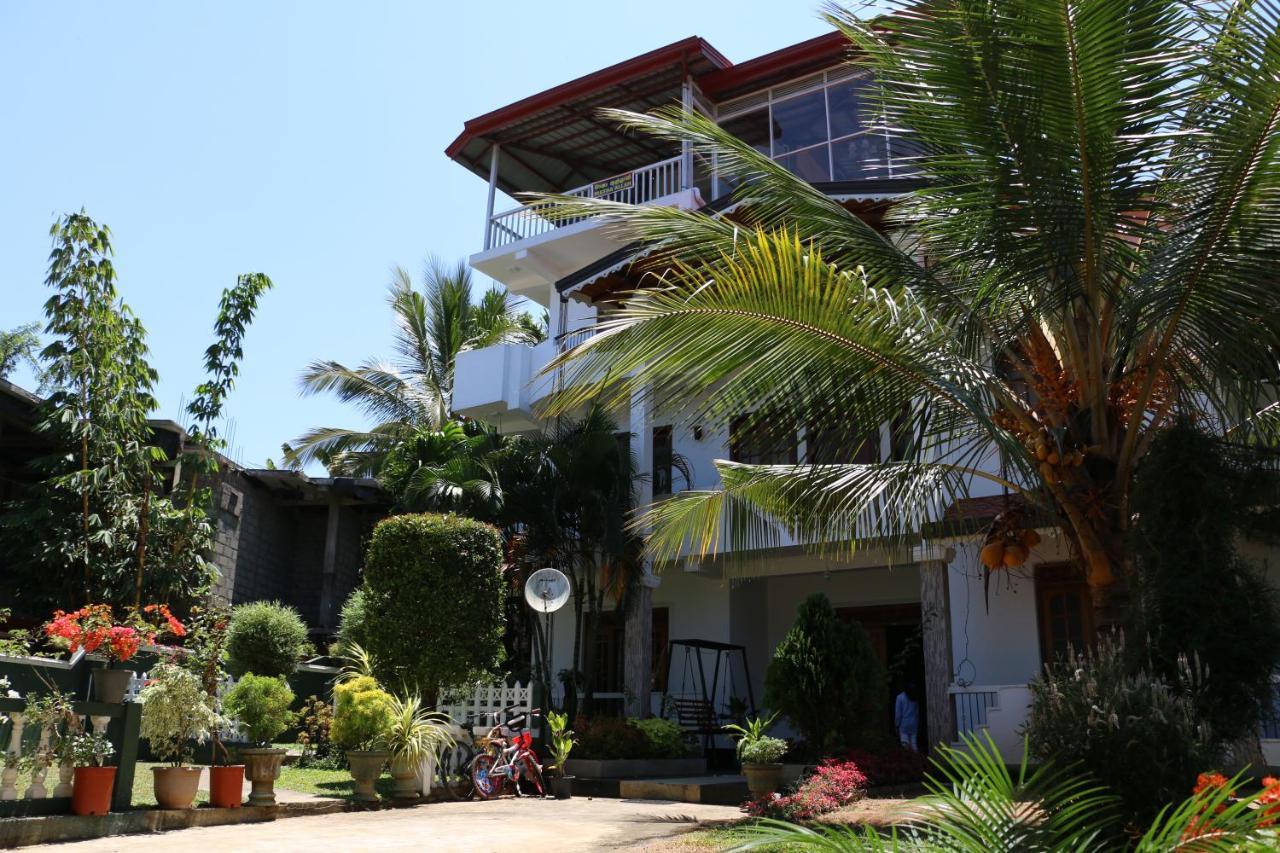 Kandy City Village Bagian luar foto