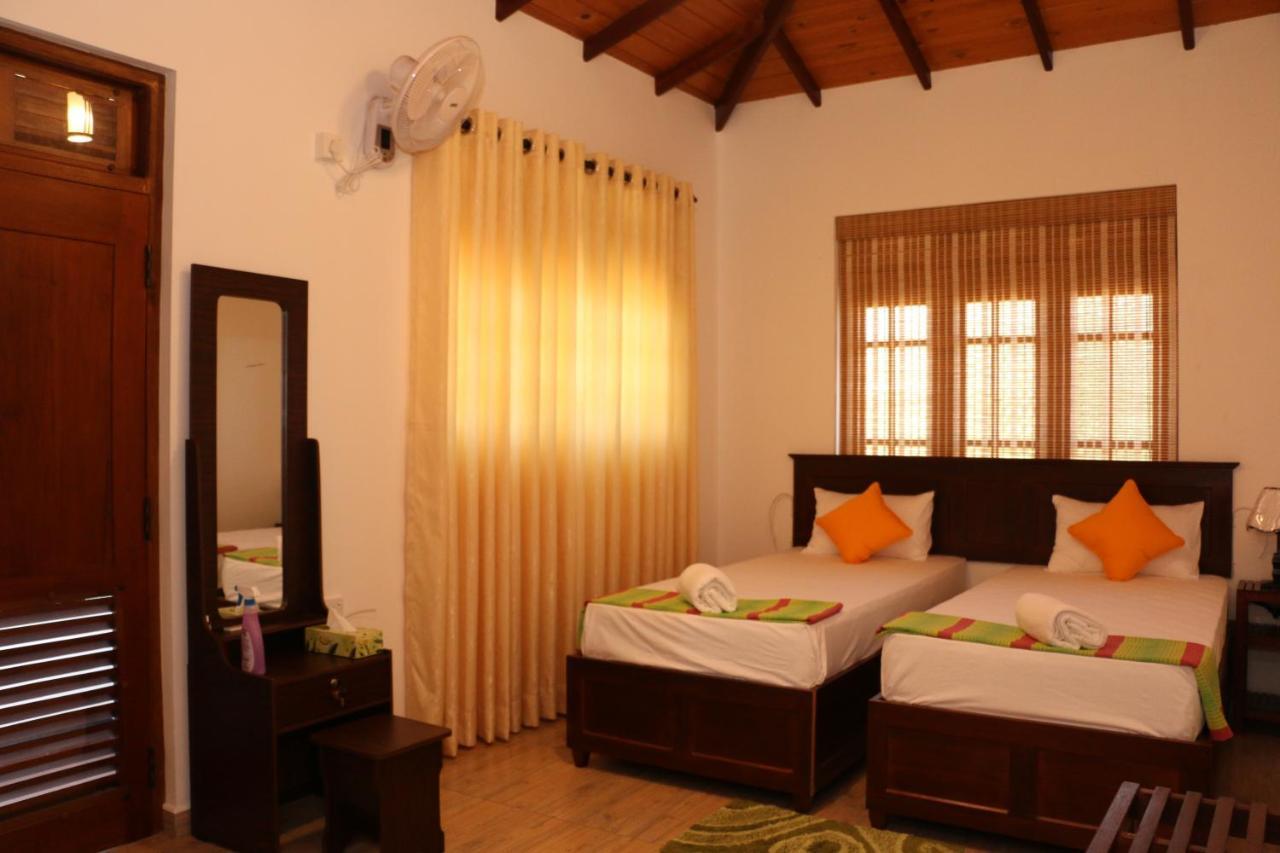 Kandy City Village Bagian luar foto