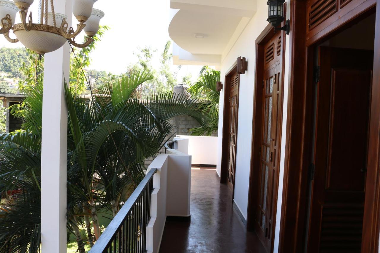 Kandy City Village Bagian luar foto
